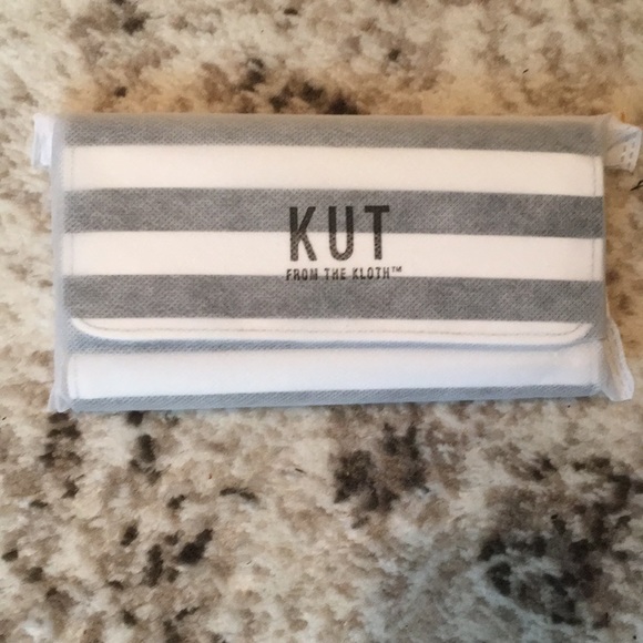 Black and white striped long wallet - Picture 2 of 2